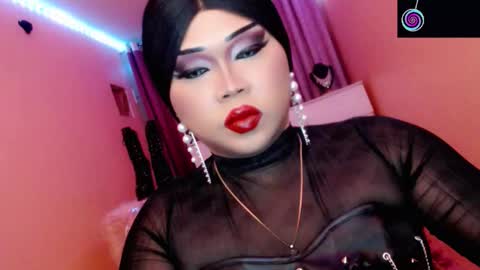 Snapshot of amiadoll chatting on 9, 2, 2026 Queen Mireska online show from 9, 2, 2026