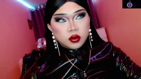 Queen Mireska online show from 5, 6, 2026