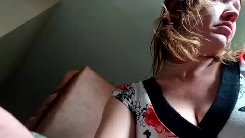 Snapshot of amileadivinestar0987 chatting on 25, 12, 2024 amileadivinestar0987 online show from 25, 12, 2024