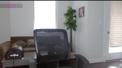 Snapshot of amilustxx chatting on 8, 1, 2025 amilust online show from 8, 1, 2025