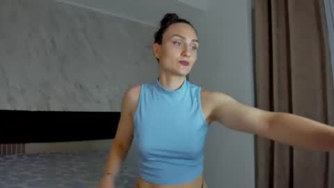 AmiraAnne online show from 12, 7, 2026