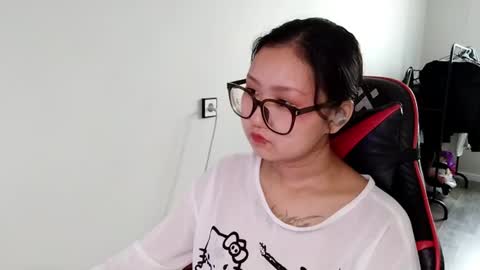 Kathrynenijou online show from 11, 6, 2026