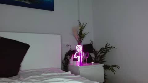 AmiraSkai online show from 28, 2, 2025