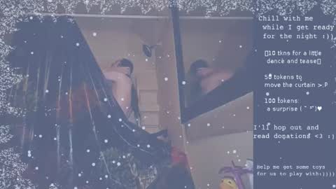 Snapshot of amituist chatting on 22, 12, 2025 amituist online show from 22, 12, 2025