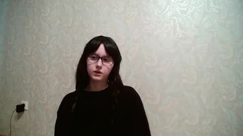 Amomira honeyx online show from 21, 4, 2026