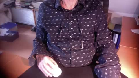 Amor2200 online show from 3, 11, 2025