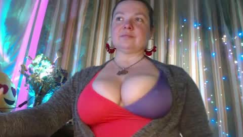 amorelara online show from 23, 7, 2026