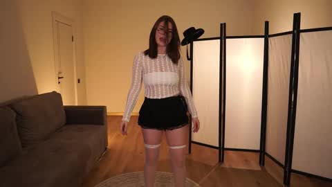 Snapshot of amourdemavie_ chatting on 1, 2, 2026 Ada online show from 1, 2, 2026