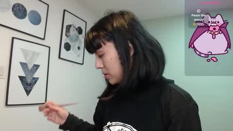 Amy 3 online show from 28, 11, 2025