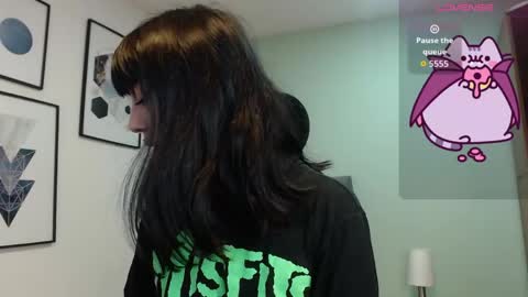 Snapshot of amy__adams1 chatting on 5, 5, 2026 Amy 3 online show from 5, 5, 2026