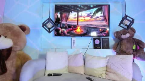 Emy Noa  online show from 3, 3, 2026