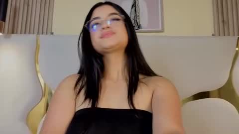 Snapshot of amyjoness__ chatting on 1, 7, 2026 Amy online show from 1, 7, 2026