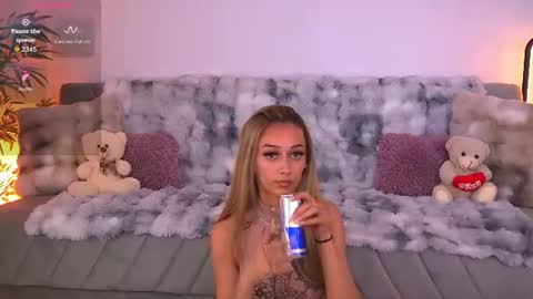 amykentt online show from 2, 8, 2026