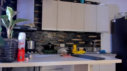 Amy online show from 18, 4, 2026