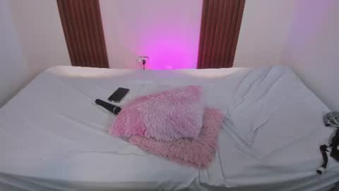 amyprice9 online show from 14, 7, 2026