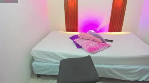 amyprice9 online show from 19, 7, 2026