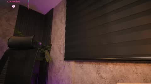 AMY WALKER online show from 14, 10, 2025