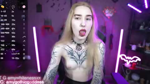 Snapshot of amywhitenessxx chatting on 13, 6, 2026 Amy switch Goddess divine Mistress online show from 13, 6, 2026
