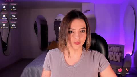 Snapshot of amywoods chatting on 9, 1, 2025    online show from 9, 1, 2025
