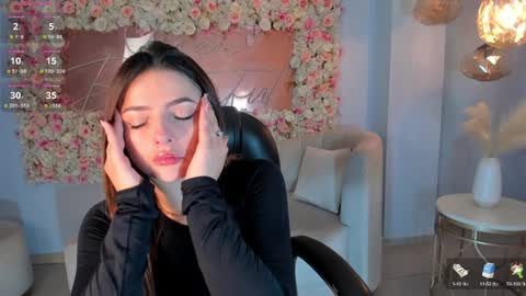 Snapshot of amywoods chatting on 15, 1, 2025    online show from 15, 1, 2025