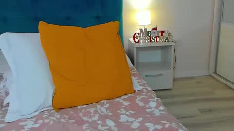 Snapshot of ana_crystal chatting on 9, 12, 2024 ANA online show from 9, 12, 2024