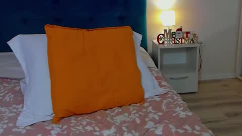 Snapshot of ana_crystal chatting on 10, 12, 2024 ANA online show from 10, 12, 2024