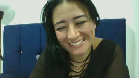 Snapshot of ana_lovexx2 chatting on 25, 1, 2025 Ana online show from 25, 1, 2025