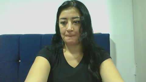 Snapshot of ana_lovexx2 chatting on 12, 2, 2025 Ana online show from 12, 2, 2025
