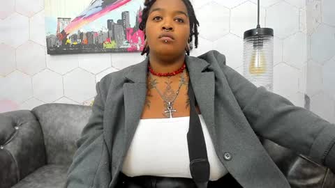 Snapshot of anaa_fuentes chatting on 2, 1, 2025 ANNA FUENTES online show from 2, 1, 2025