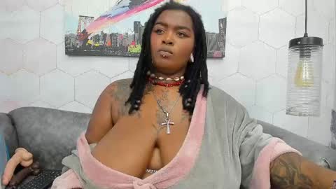 Snapshot of anaa_fuentes chatting on 8, 3, 2025 ANNA FUENTES online show from 8, 3, 2025