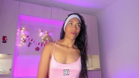 Snapshot of anaacollins_ chatting on 17, 12, 2025 anaacollins_ online show from 17, 12, 2025