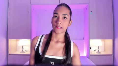 anaacollins_ online show from 11, 3, 2026