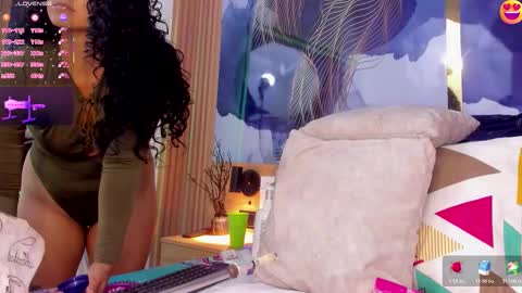 anabacker01 online show from 22, 11, 2025