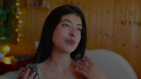 anabelcurvy online show from 8, 6, 2026