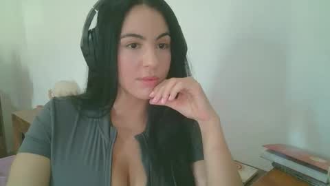 Snapshot of anabelenogueira1 chatting on 28, 5, 2026 anabelenogueira1 online show from 28, 5, 2026
