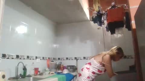 Snapshot of anabella_00 chatting on 17, 3, 2026 anabella_00 online show from 17, 3, 2026