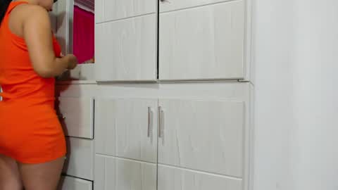 Snapshot of anahi_cruz77 chatting on 31, 12, 2024 Ana  online show from 31, 12, 2024