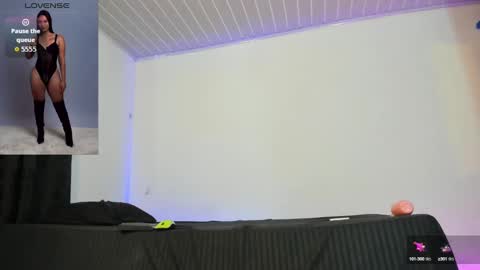 Snapshot of anahi_cruz77 chatting on 30, 9, 2025 Ana  online show from 30, 9, 2025