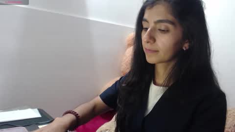 Snapshot of anahibrowns95 chatting on 4, 5, 2026 Anahi Browns online show from 4, 5, 2026
