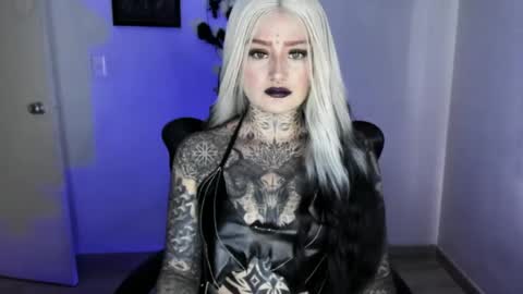  Callme Mistress Ani  online show from 25, 5, 2026