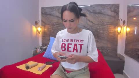 Analia smith online show from 10, 2, 2026