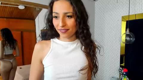 anamariahmd online show from 2, 6, 2026