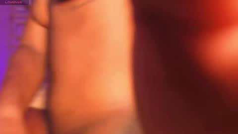 anamonroee online show from 14, 4, 2026