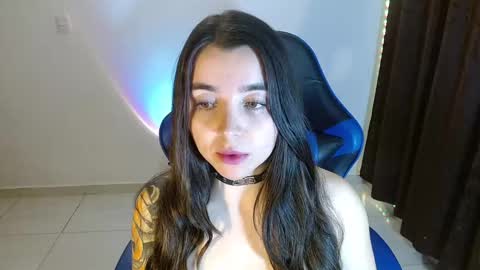 Snapshot of anarosse__ chatting on 13, 12, 2024 ana 3 online show from 13, 12, 2024