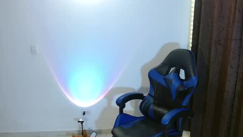 Snapshot of anarosse__ chatting on 14, 12, 2024 ana 3 online show from 14, 12, 2024