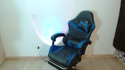 Snapshot of anarosse__ chatting on 21, 2, 2025 ana 3 online show from 21, 2, 2025