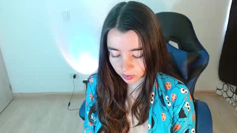 Snapshot of anarosse__ chatting on 22, 2, 2025 ana 3 online show from 22, 2, 2025