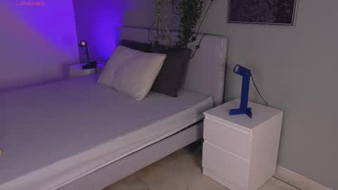 Kendra  online show from 13, 3, 2026