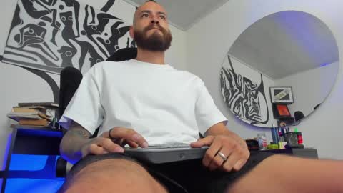 Snapshot of anders_x chatting on 7, 6, 2026 Andrs - online show from 7, 6, 2026