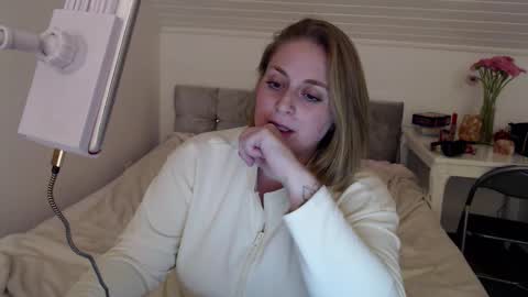 Andorphin online show from 2, 12, 2025